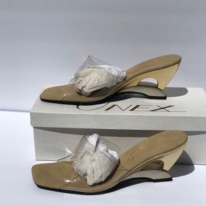 NIB Finest by Onex Zaza Platinum Leather